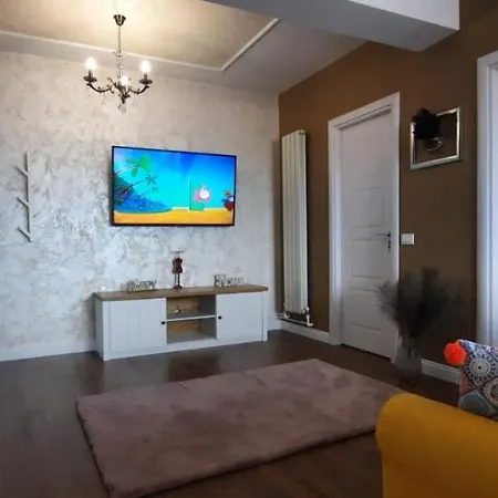 Ovidiu Lake Apartamento *